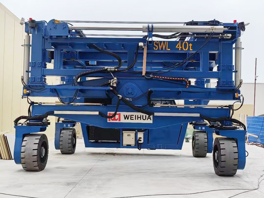 <b>集装箱跨运车</b>